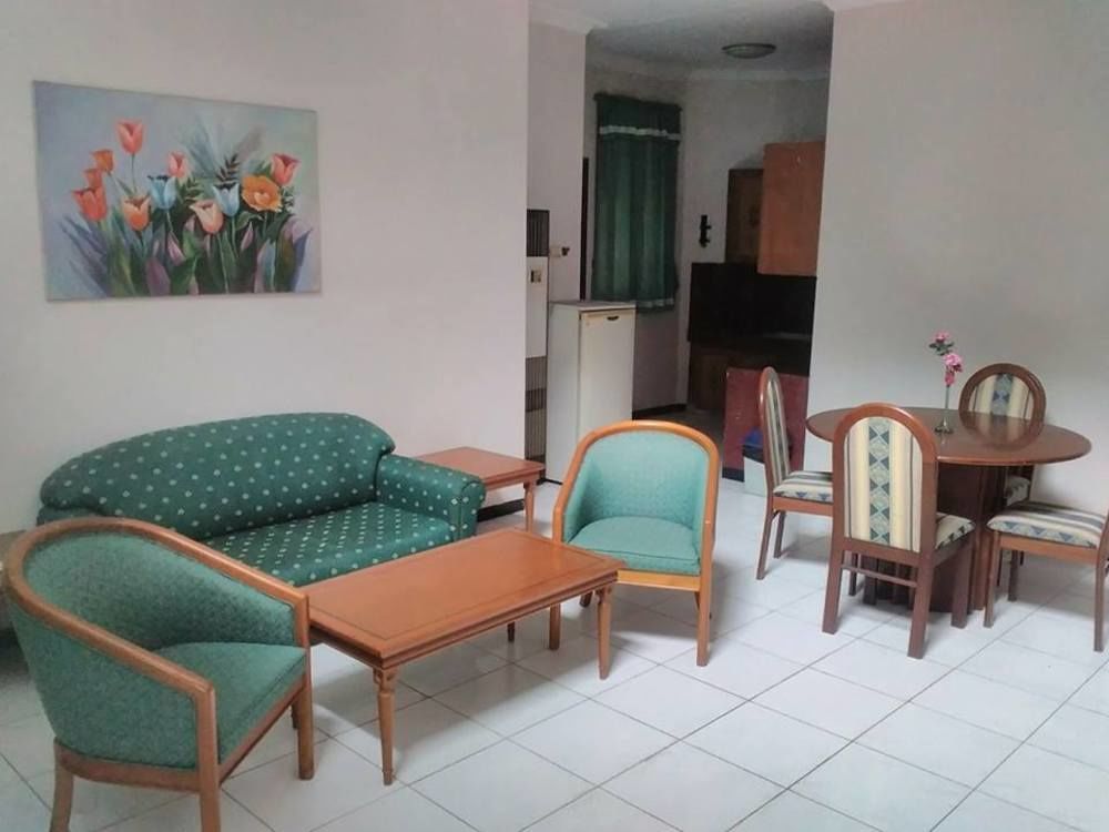 מלון Sawotratap Istana Permata Juanda מראה חיצוני תמונה