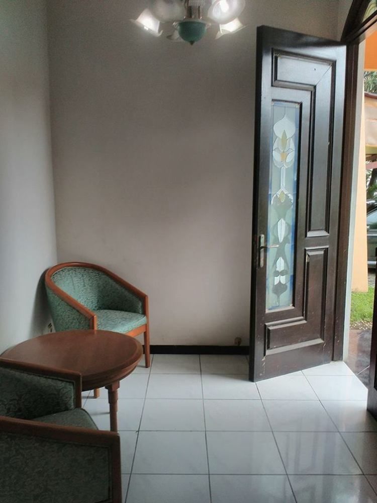 מלון Sawotratap Istana Permata Juanda מראה חיצוני תמונה