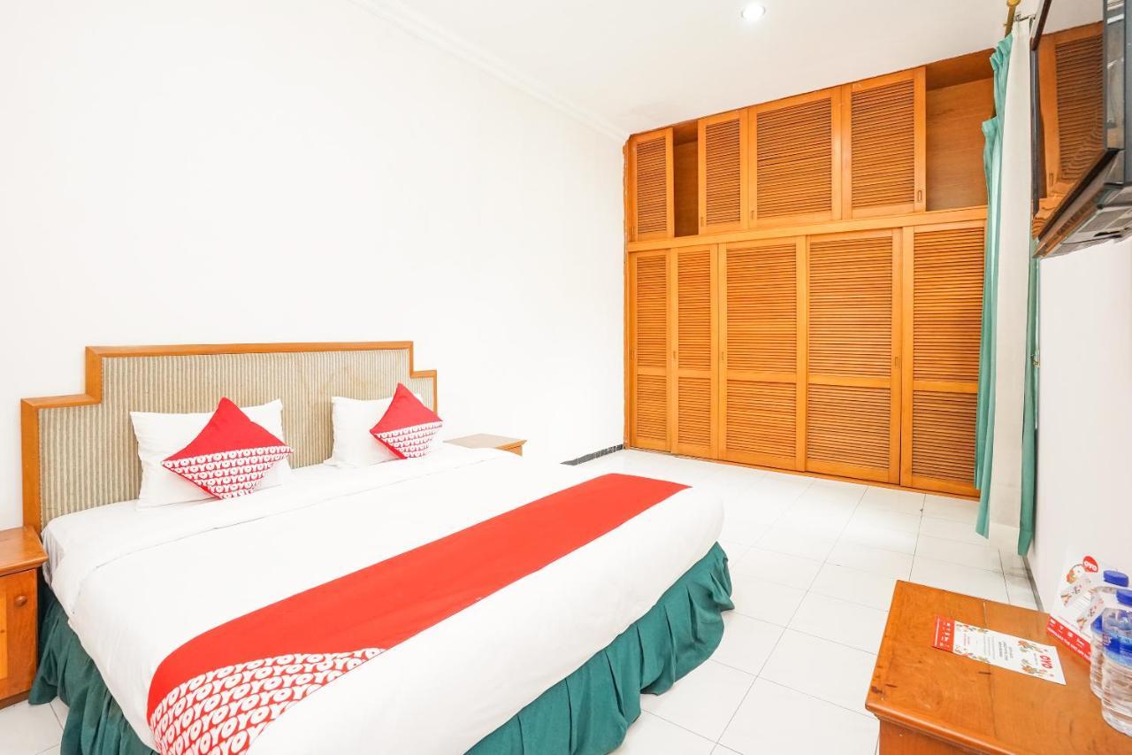 מלון Sawotratap Istana Permata Juanda מראה חיצוני תמונה